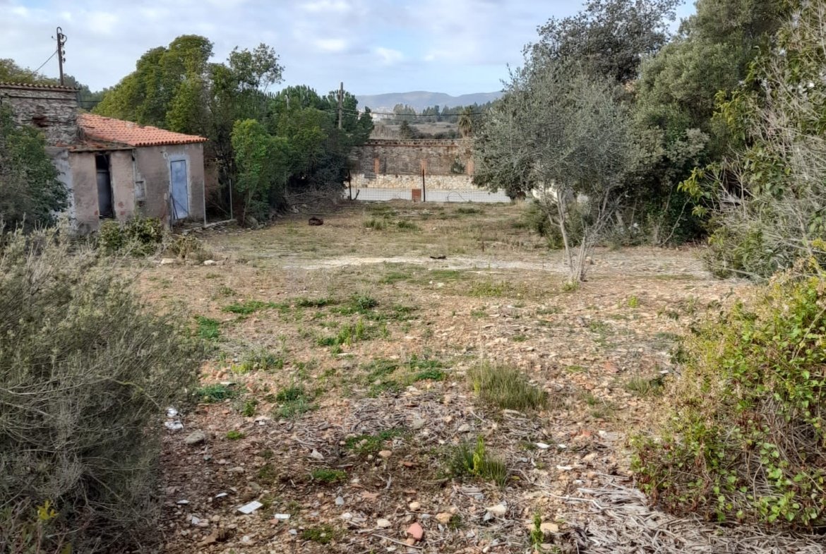 Ref. 236 solar en Castellet i La Gornal.