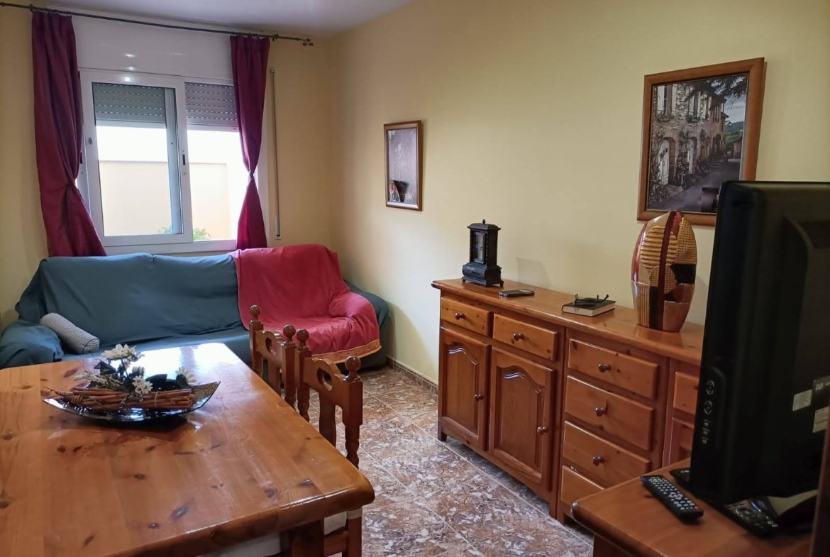 Ref. 238 casa en Cubelles centro.