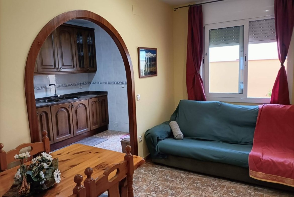Ref. 238 casa en Cubelles centro.