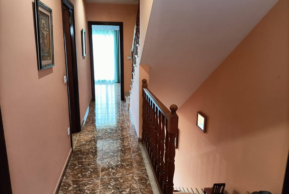 Ref. 238 casa en Cubelles centro.