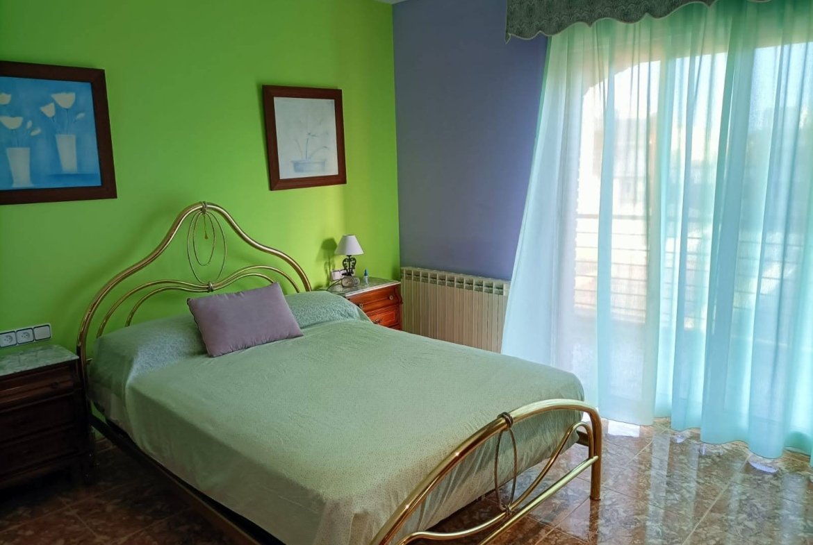 Ref. 238 casa en Cubelles centro.