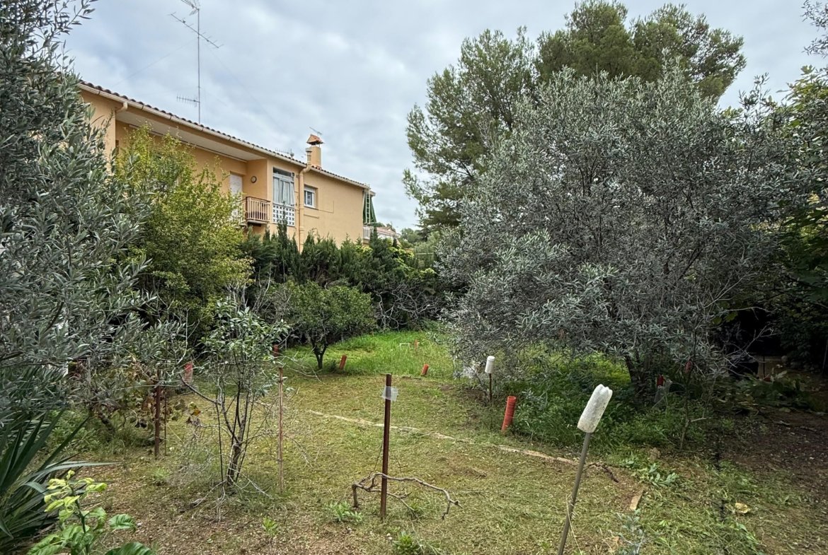 Ref. 3288 solar en segur de calafell.