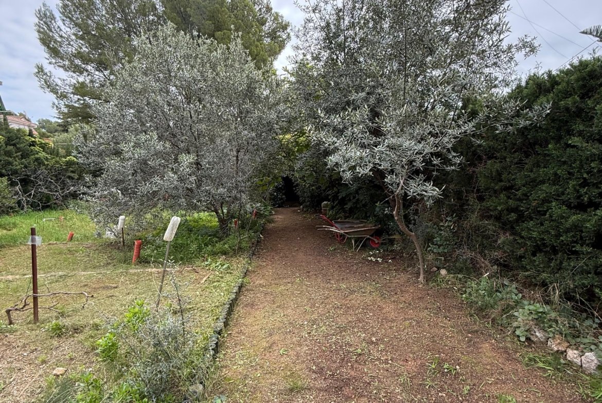 Ref. 3288 solar en segur de calafell.