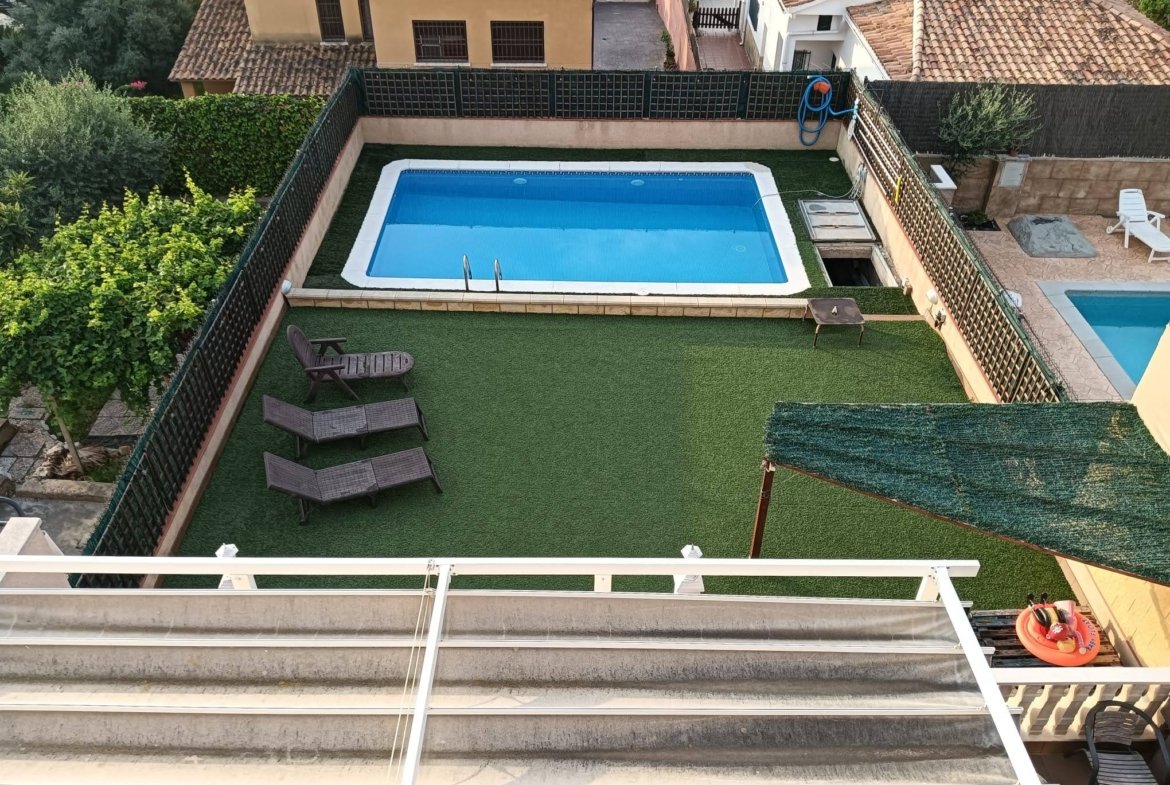 Ref. 271 Casa pareada en Cubelles.