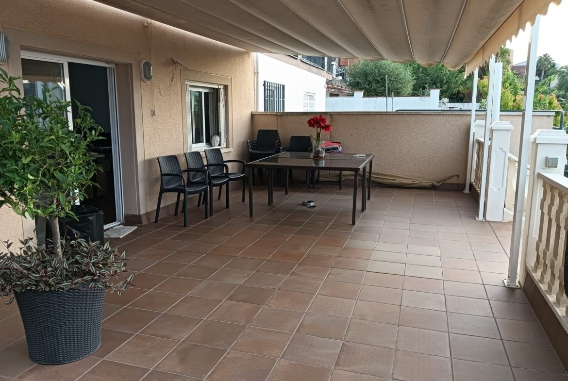 Ref. 271 Casa pareada en Cubelles.