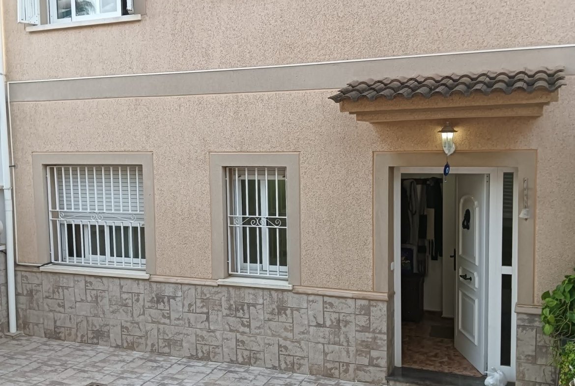 Ref. 271 Casa pareada en Cubelles.