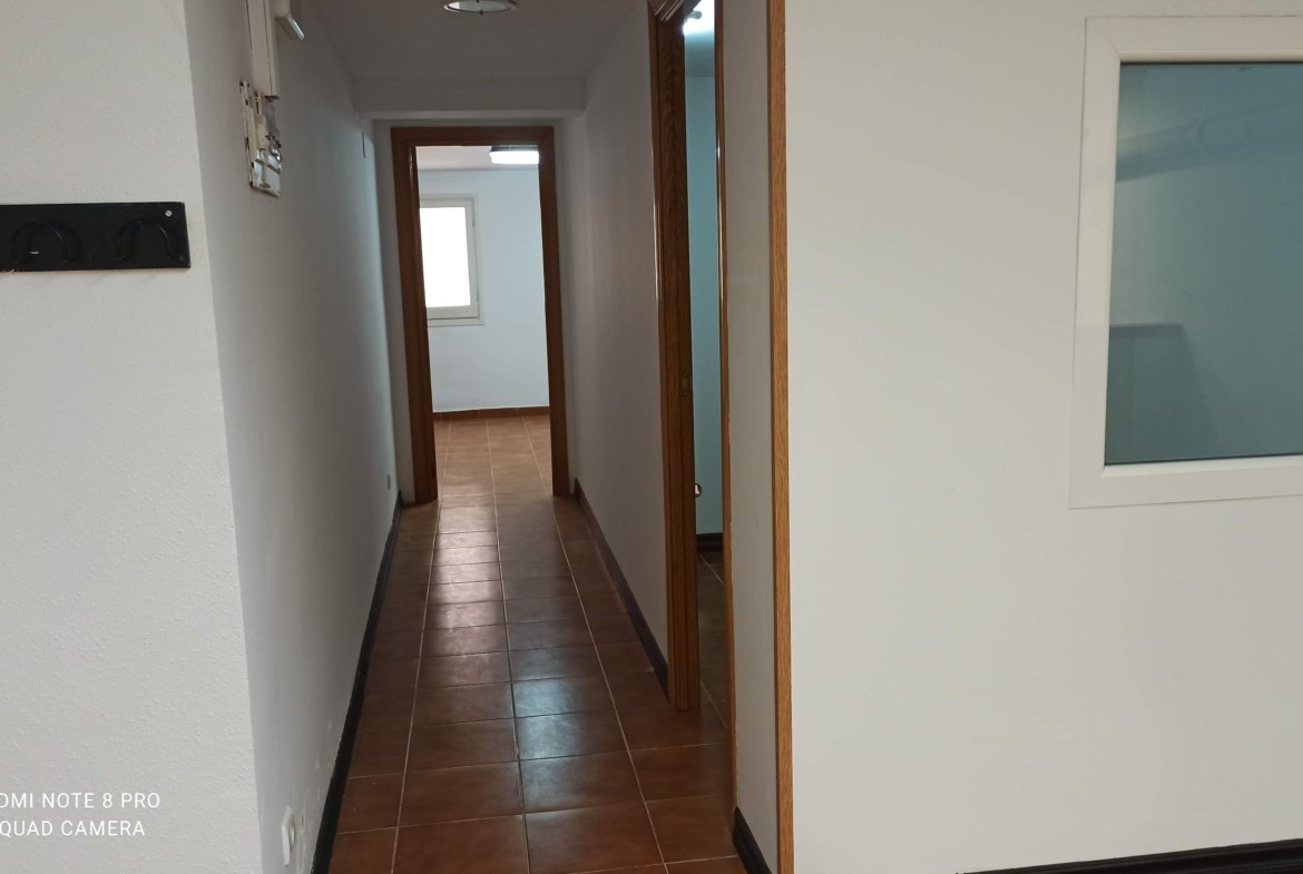 Ref. 32101 local centrico