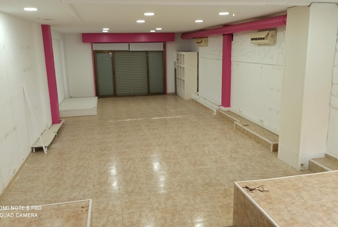 Ref. 32101 local centrico