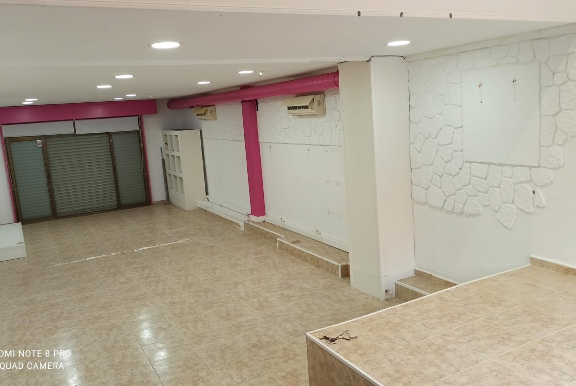Ref. 32101 local centrico