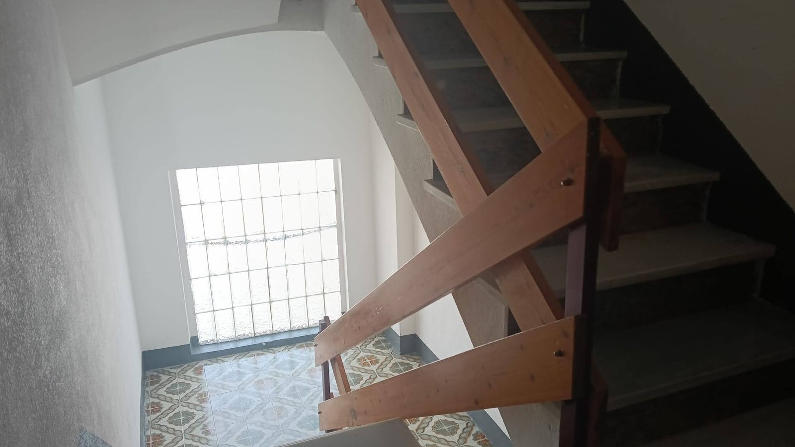 1770225800193 Ref. 283 piso en centro de pueblo.