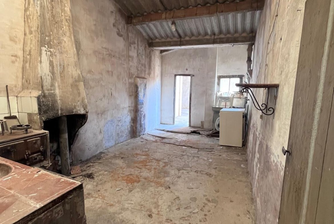 Ref. 303 Casa Rustica en Ribes – Rojas.