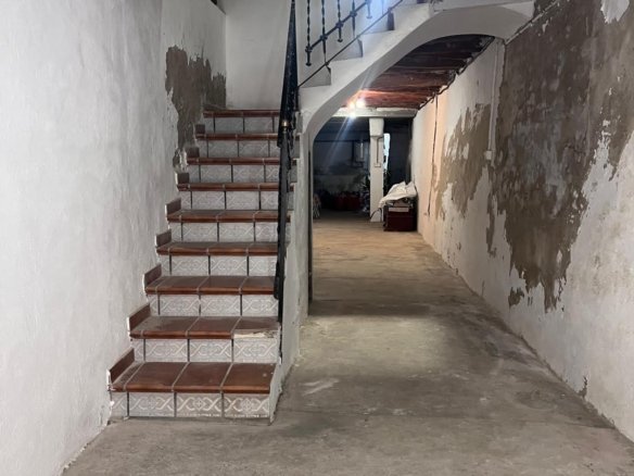 Ref. 303 Casa Rustica en Ribes – Rojas.