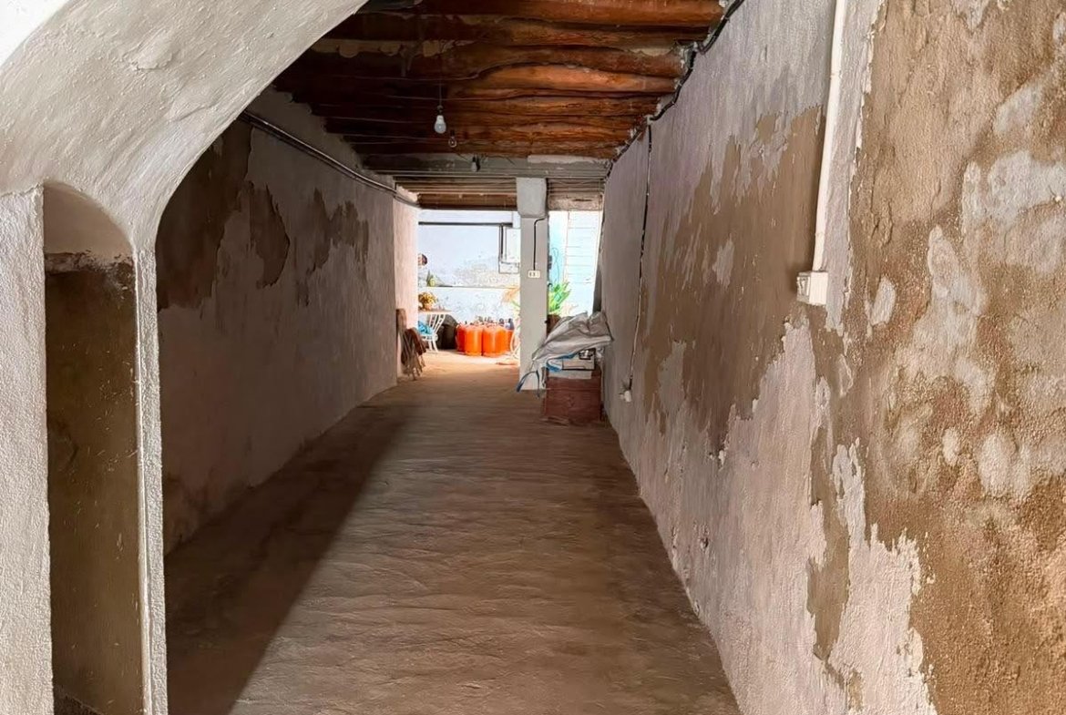Ref. 303 Casa Rustica en Ribes – Rojas.