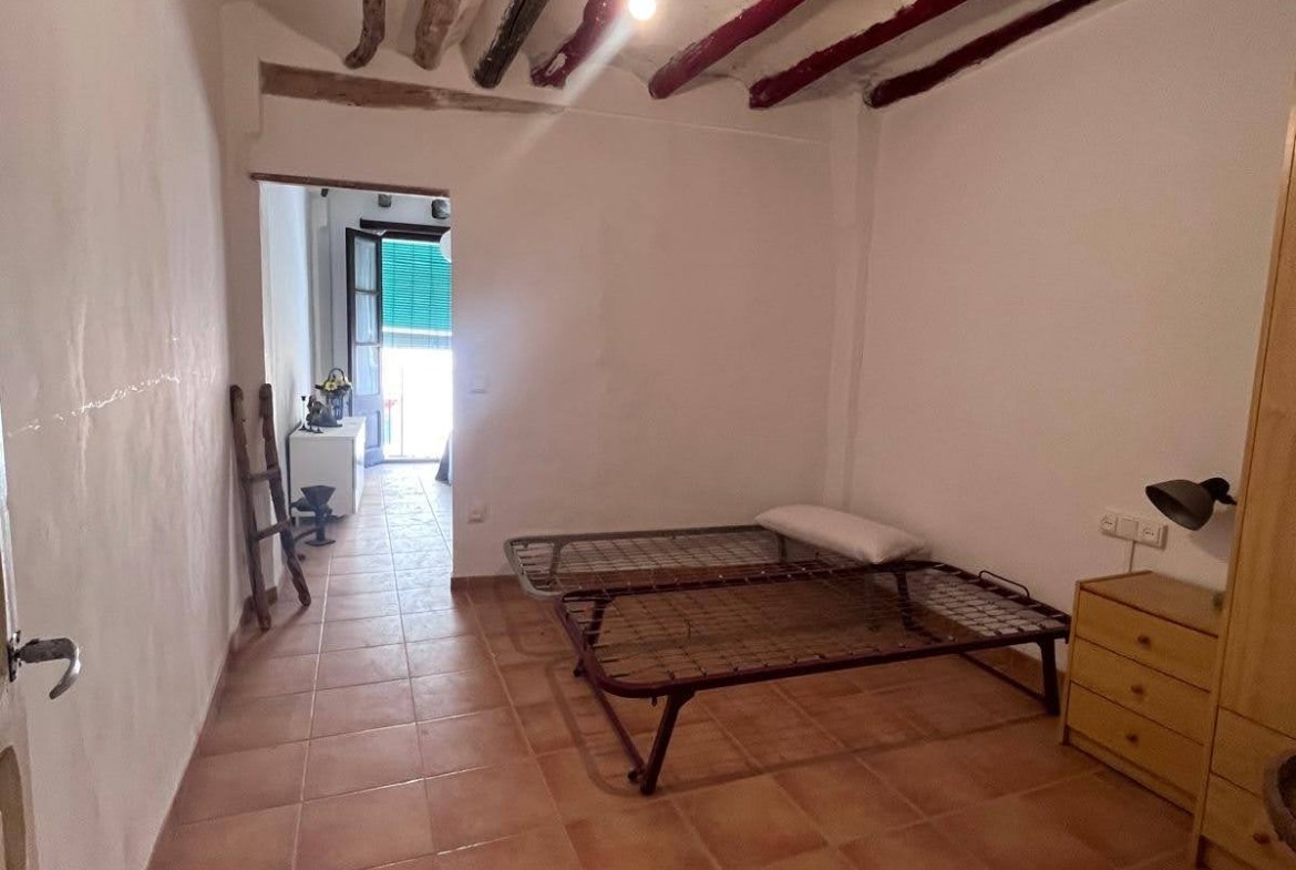 Ref. 303 Casa Rustica en Ribes – Rojas.