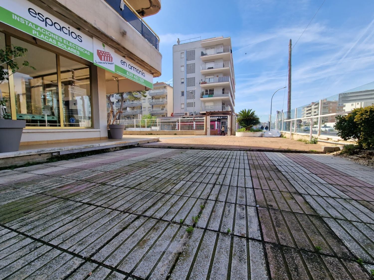 1790419716752 Ref. 1002- 2 Locales comerciales en Cunit