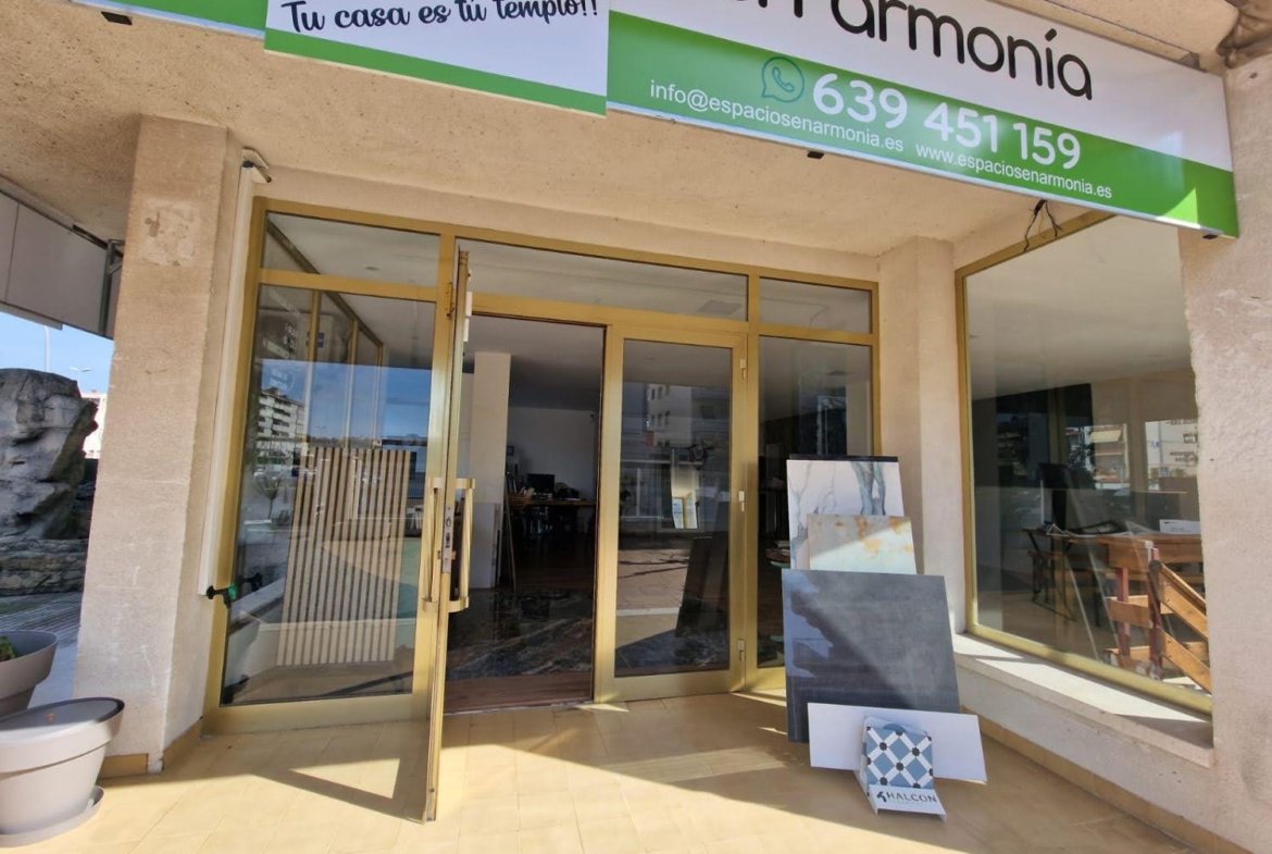 Ref. 1002-  2 Locales comerciales  en Cunit