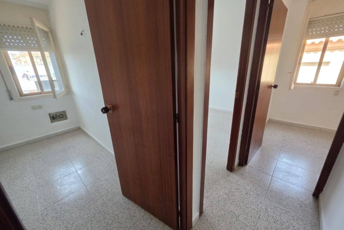 Ref. 1003 Piso en Segur centro.