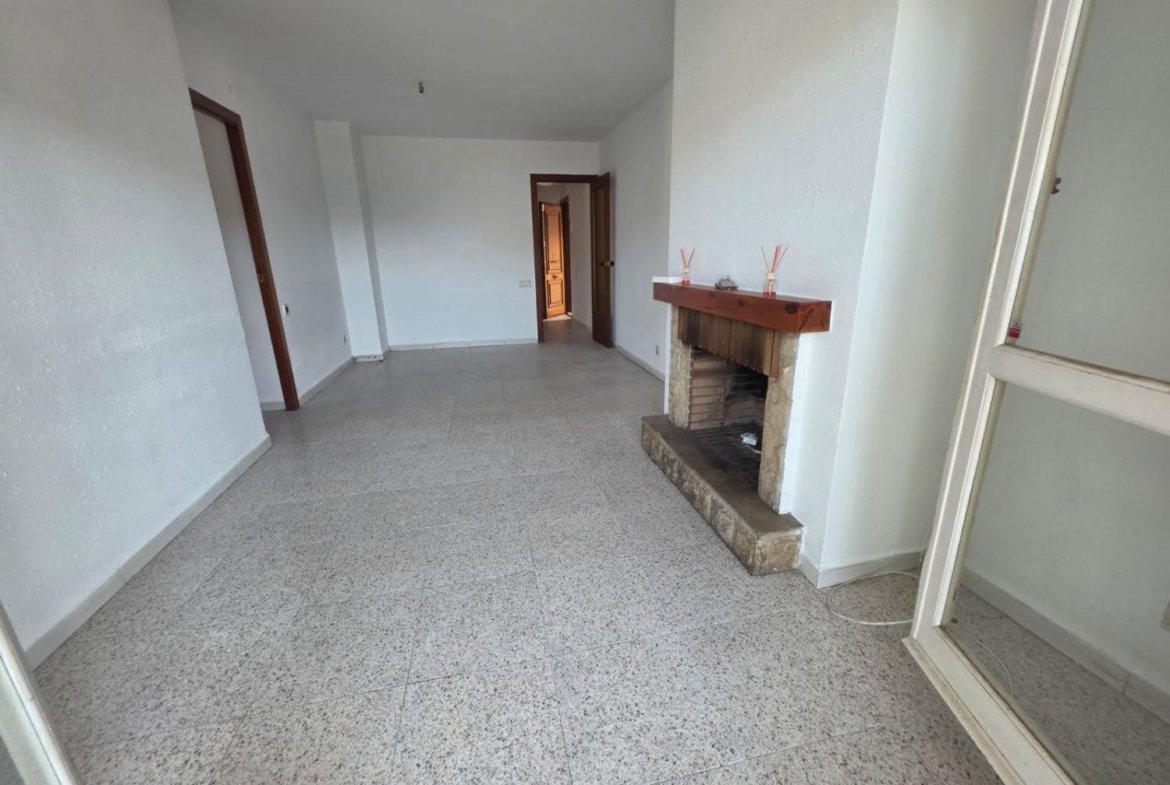 Ref. 1003 Piso en Segur centro.