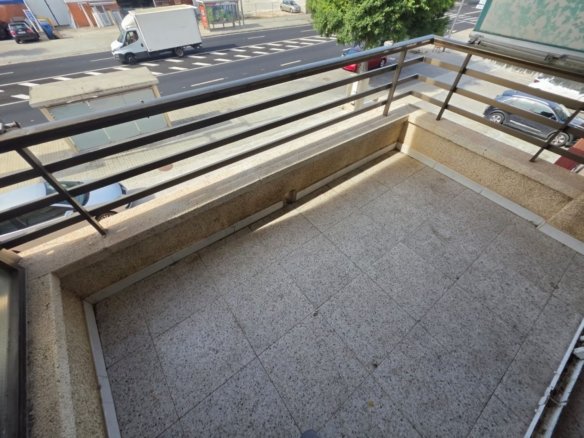 Ref. 1003 Piso en Segur centro.