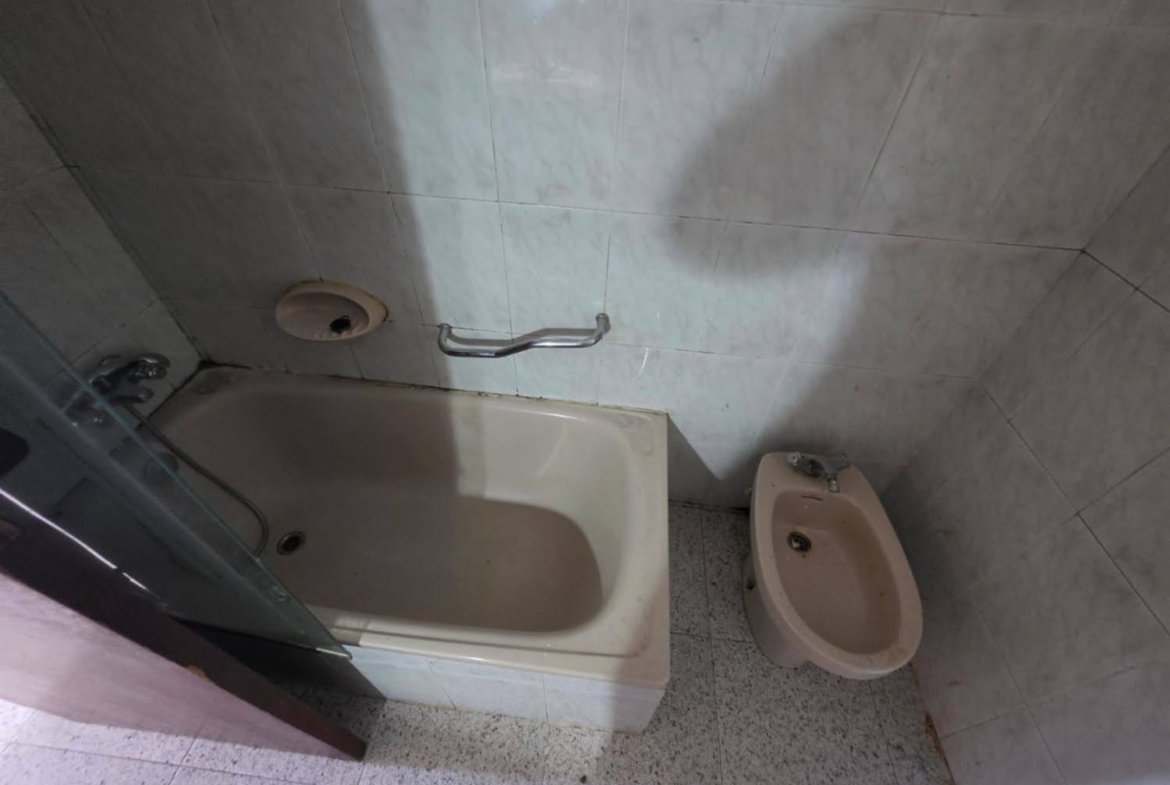 Ref. 1003 Piso en Segur centro.
