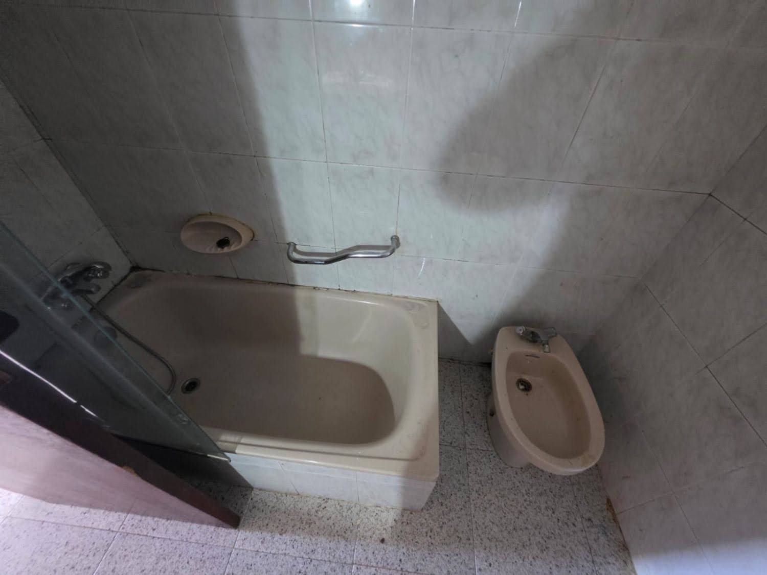 Ref. 1003 Piso en Segur centro.
