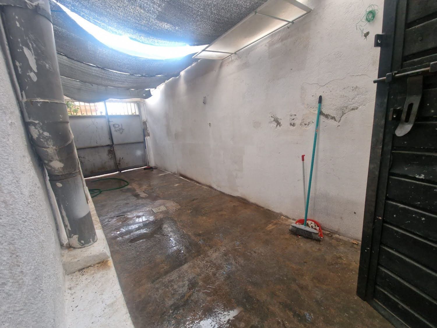 1790960831317 Ref. 1006 Local comercial en Segur centro.