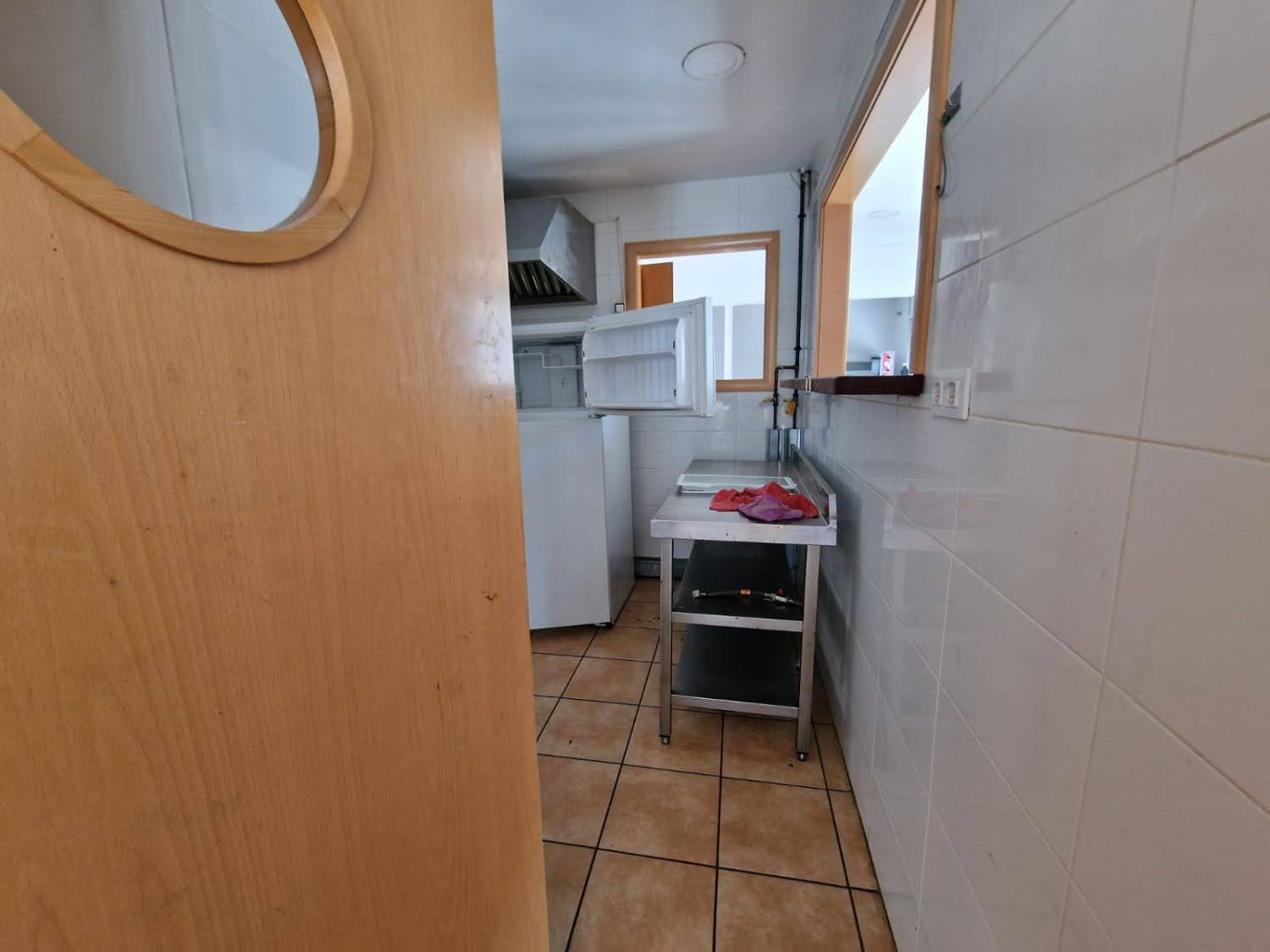 1790962380092 Ref. 1006 Local comercial en Segur centro.