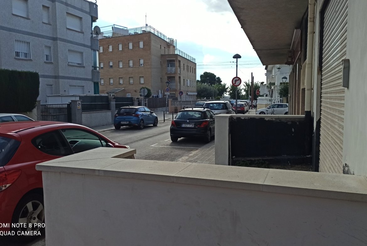 Ref. A006 Alquiler de plaza de parking.