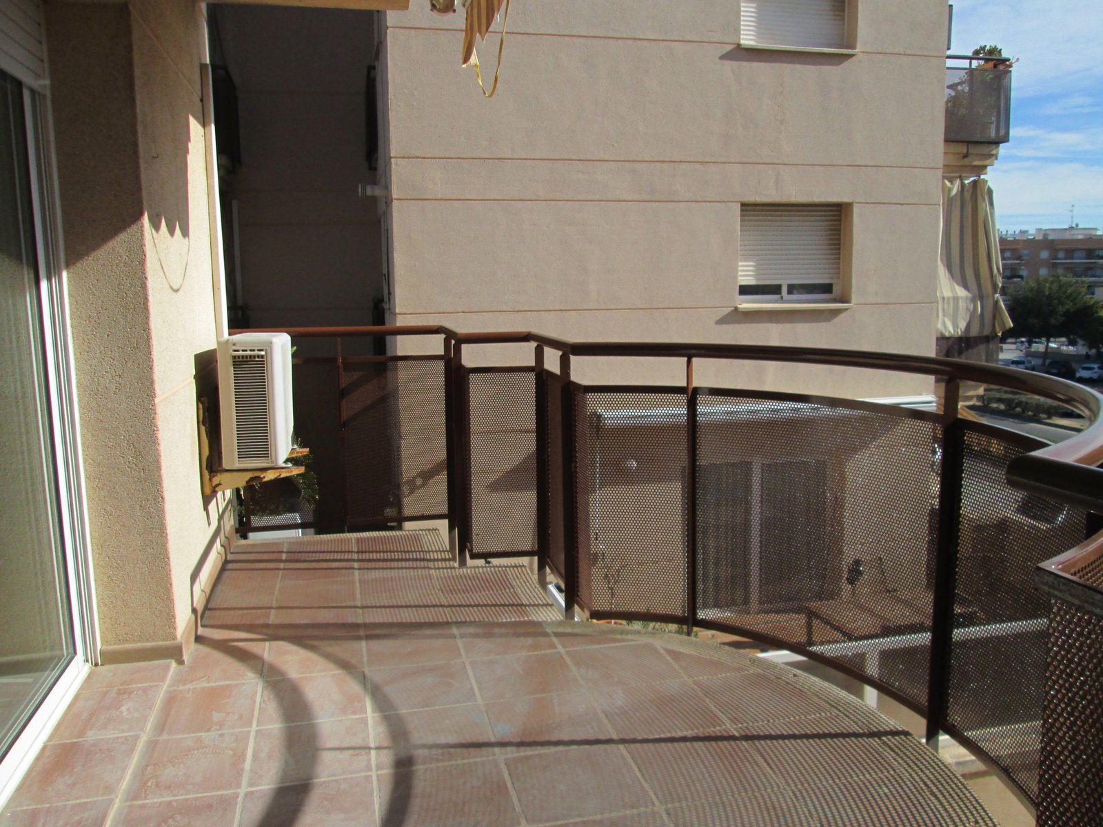200 piso 011 Ref. 32102 Piso en Cunit, zona colegio.