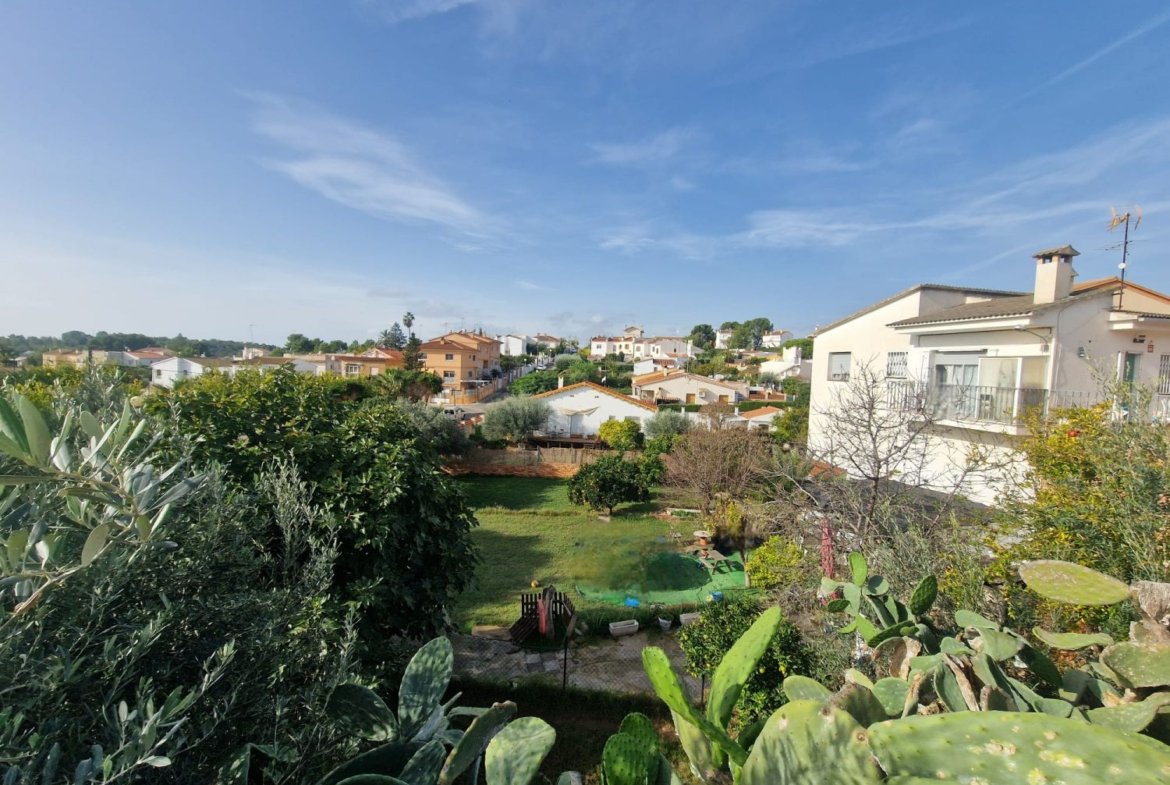 Casa en Castell de Montornes