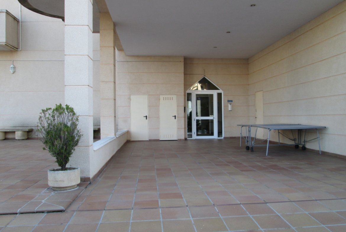 Ref. 32102 Piso en Cunit, zona colegio.